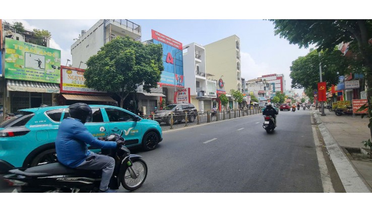 Cho thuê nhà Mặt Tiền Lũy Bán Bích 64m², 6Lầu - THANG MÁY